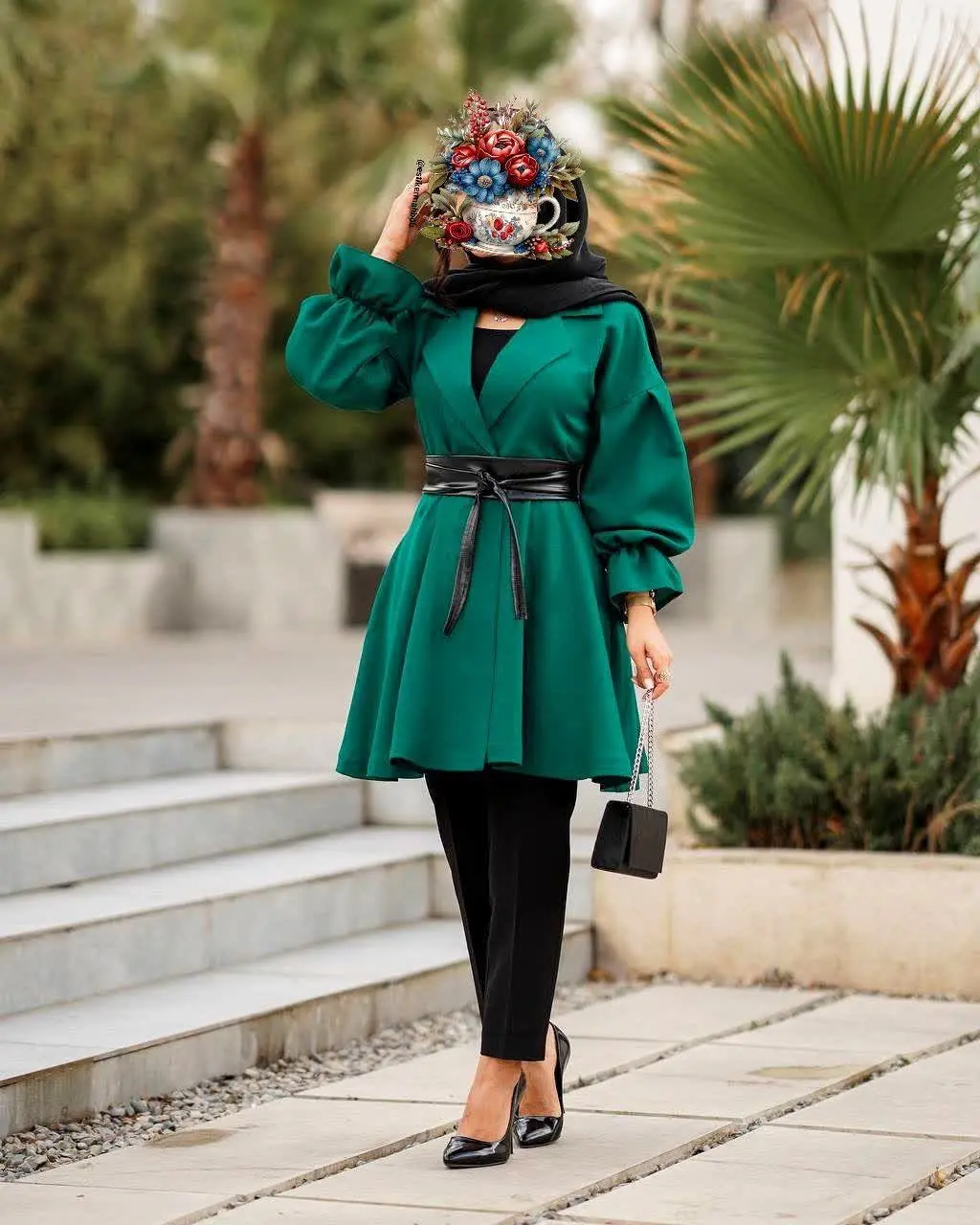 مانتو تمام کلوش کوتاه مدل نگار

