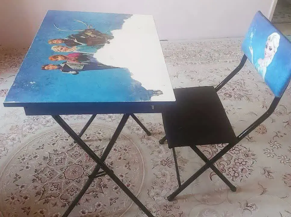 میز تحریر و صندلی کودک
