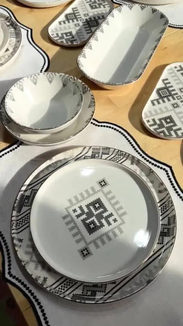 سرویس عصرانه خوری ۳۱ پارچه و غذاخوری ۲۷ پارچه