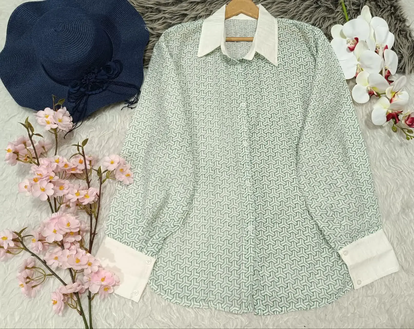 👚نام: شومیز مانتویی ریما ۶۳۲