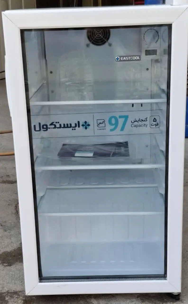 یخچال ۵ فوت ایستکول در حد آکبند